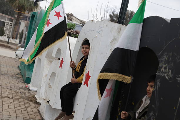 التعافي يبدأ بإصلاح البيئة الداخلية قبل انتظار الحلول الخارجية (غيتي)