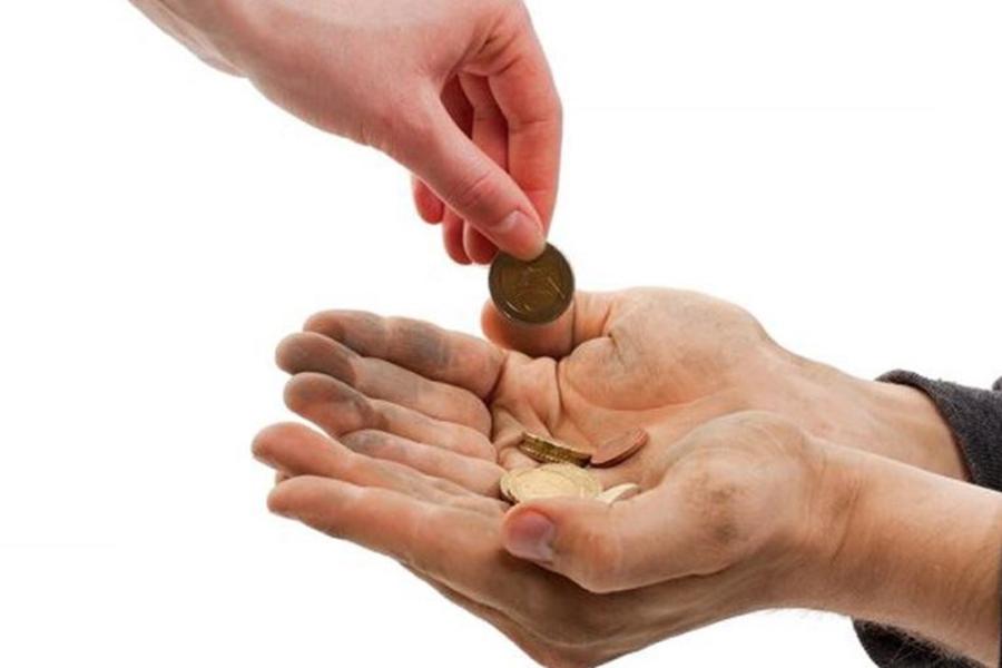 قنوات وأهداف عدة للتبرع في مختلف المجتمعات (وسائل التواصل) 