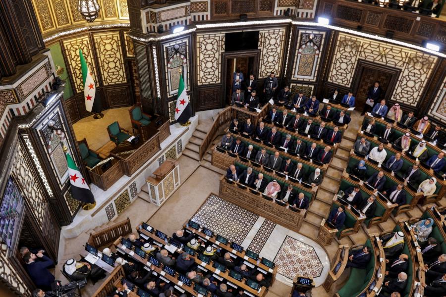 يعقد السوريون آمالًا كبيرة على أن يكون المجلس مساحة للحوار الوطني المسؤول